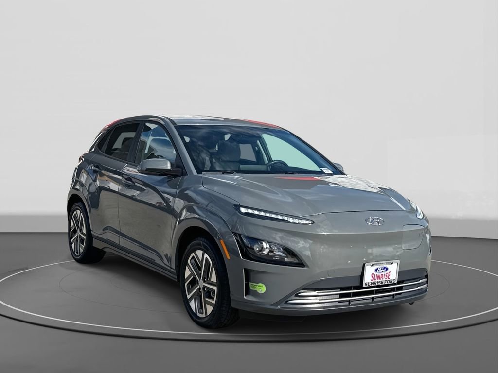 Used 2023 Hyundai Kona SE image 5