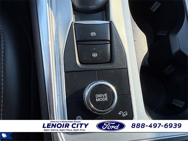 Certified 2022 Ford Explorer XLT w/ Equipment Group 202A image 24