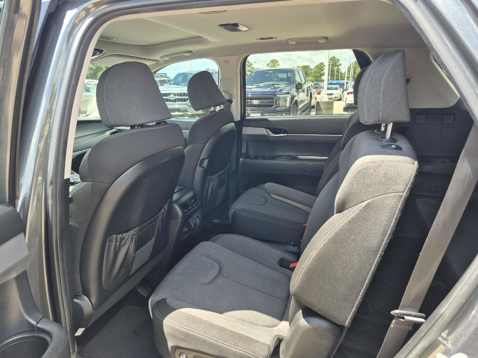Used 2022 Hyundai Palisade SEL w/ Cargo Package FWD image 10