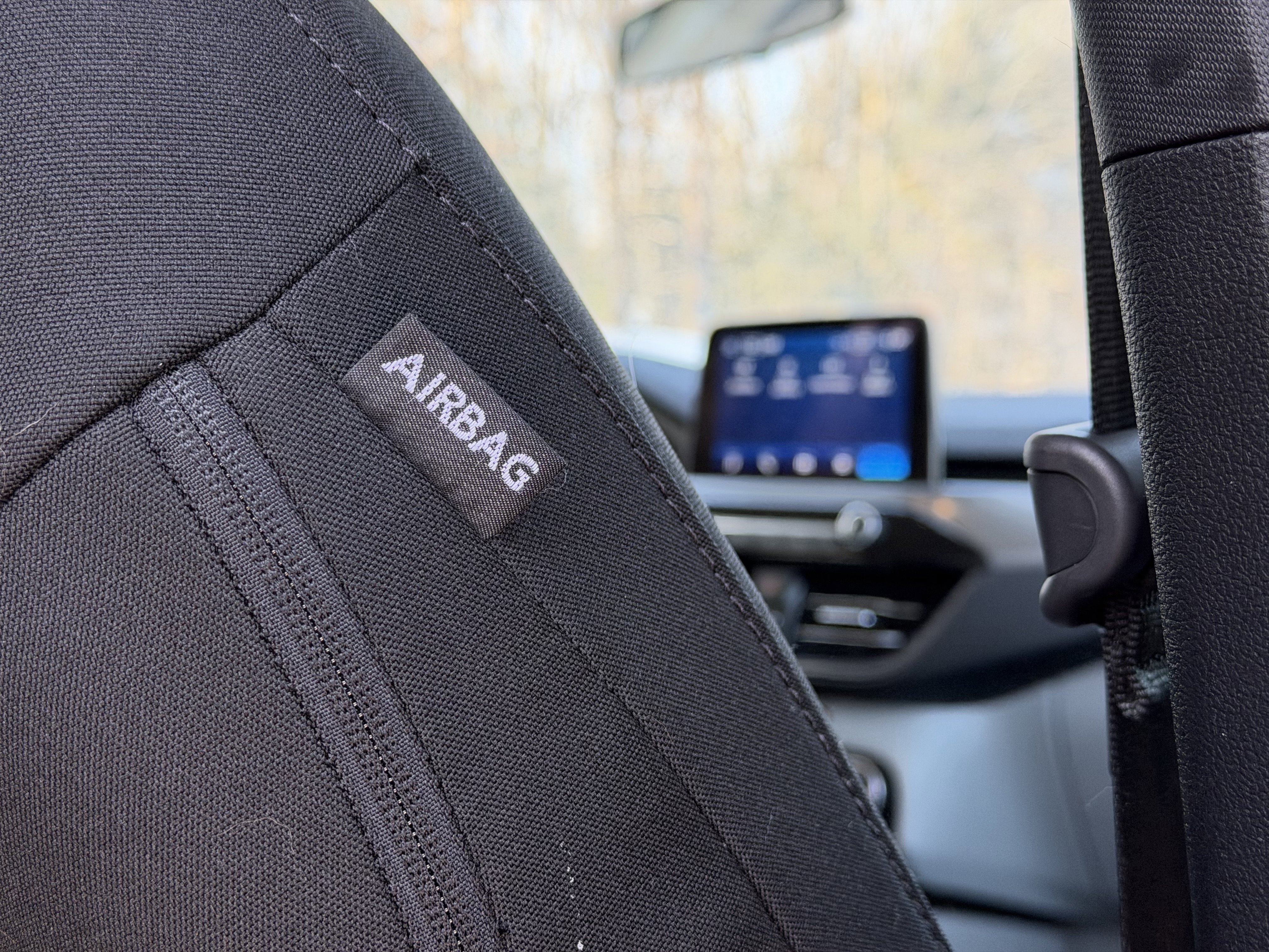 Certified 2025 Ford Escape Active w/ Cold Weather Package image 34