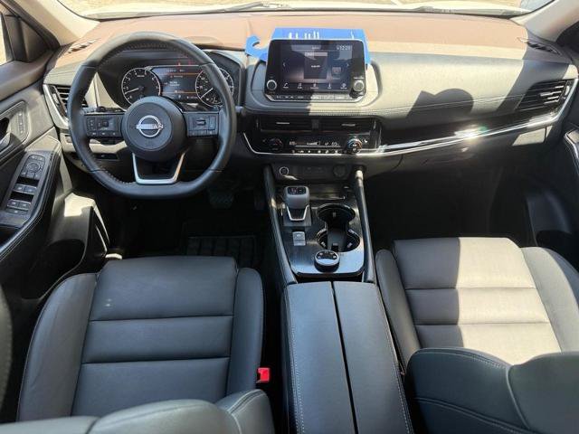 Used 2023 Nissan Rogue SL AWD/4WD image 12