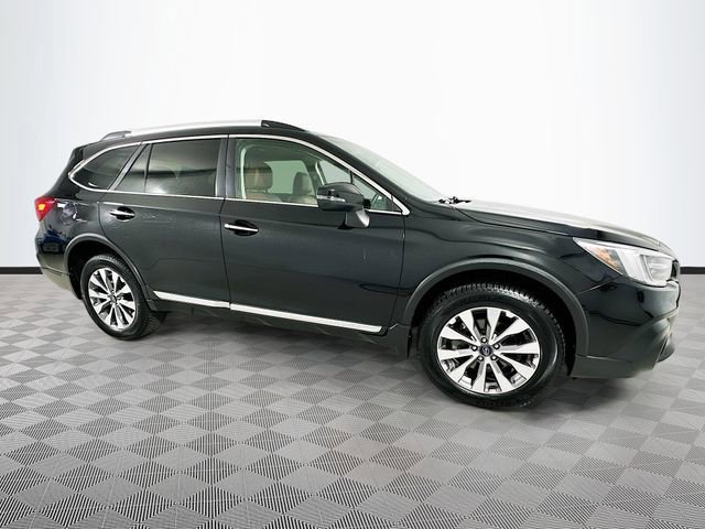 Used 2018 Subaru Outback 3.6R Touring image 7