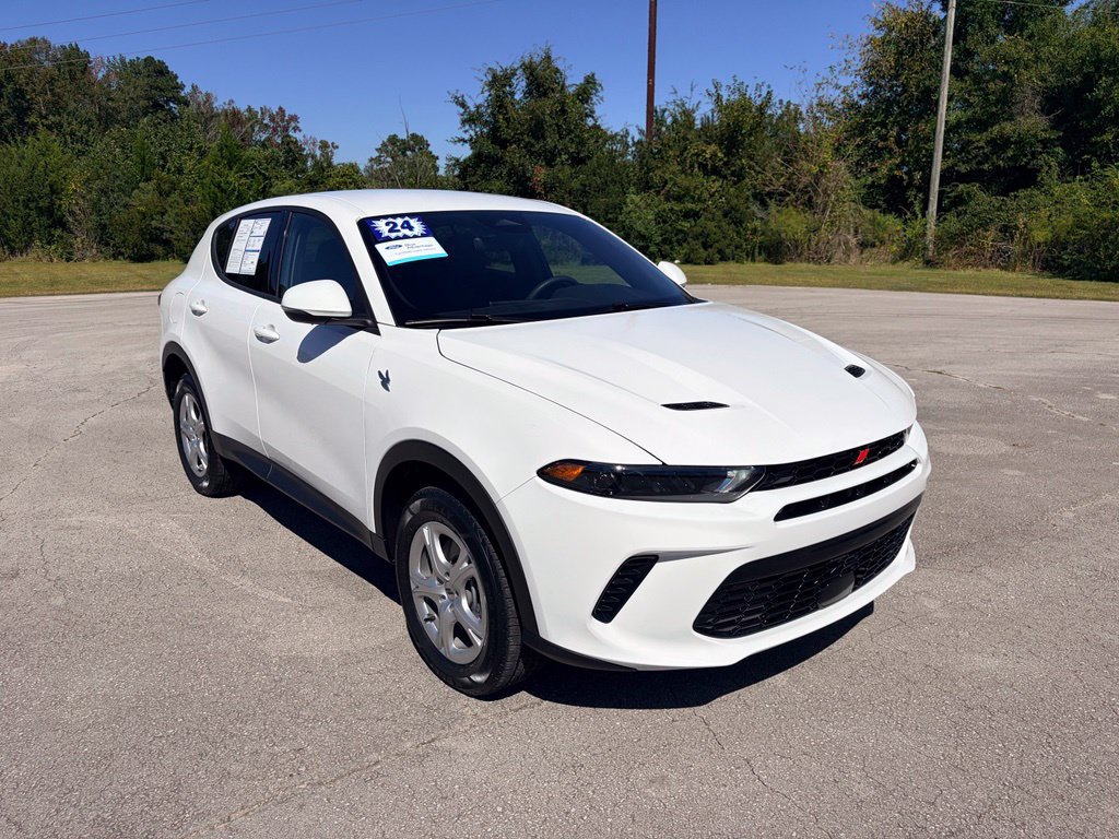 Used 2024 Dodge Hornet GT w/ Cold Weather Group AWD/4WD image 1