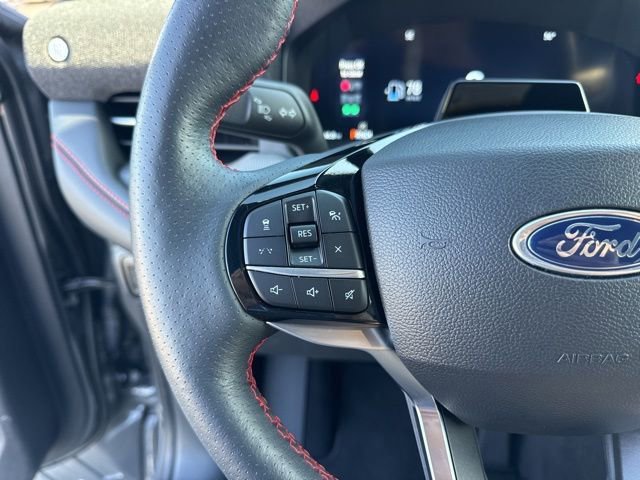 Certified 2025 Ford Explorer ST-Line w/ ST-Line Street Pack AWD/4WD image 24