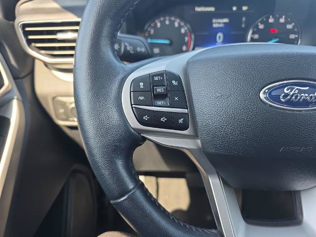Certified 2022 Ford Explorer XLT w/ Equipment Group 202A AWD/4WD image 28