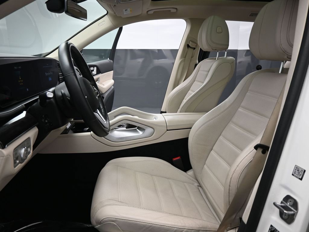 Used 2021 Mercedes-Benz GLS 450 4MATIC image 9