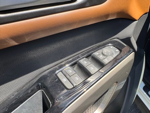 Used 2023 Nissan Pathfinder Platinum AWD/4WD image 24