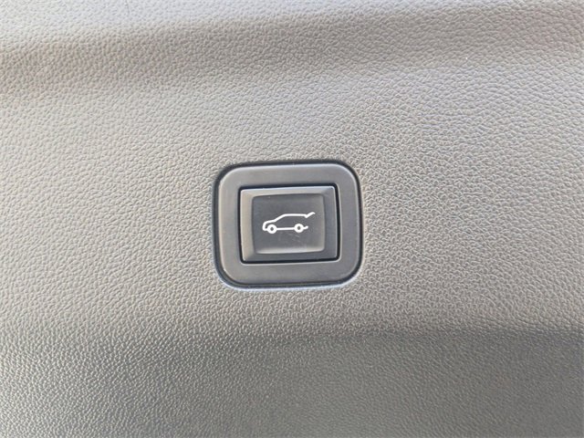 Used 2023 Chevrolet Tahoe Z71 image 26