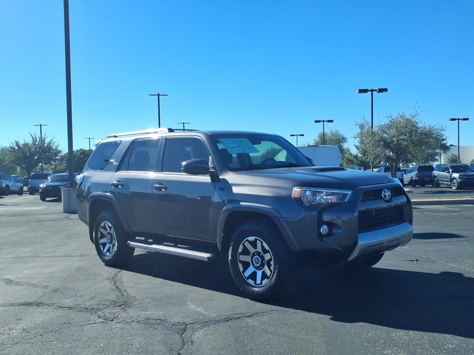 Used 2018 Toyota 4Runner TRD Off-Road AWD/4WD image 7