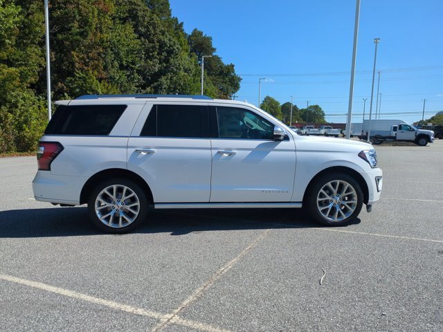 Certified 2019 Ford Expedition Platinum AWD/4WD image 3