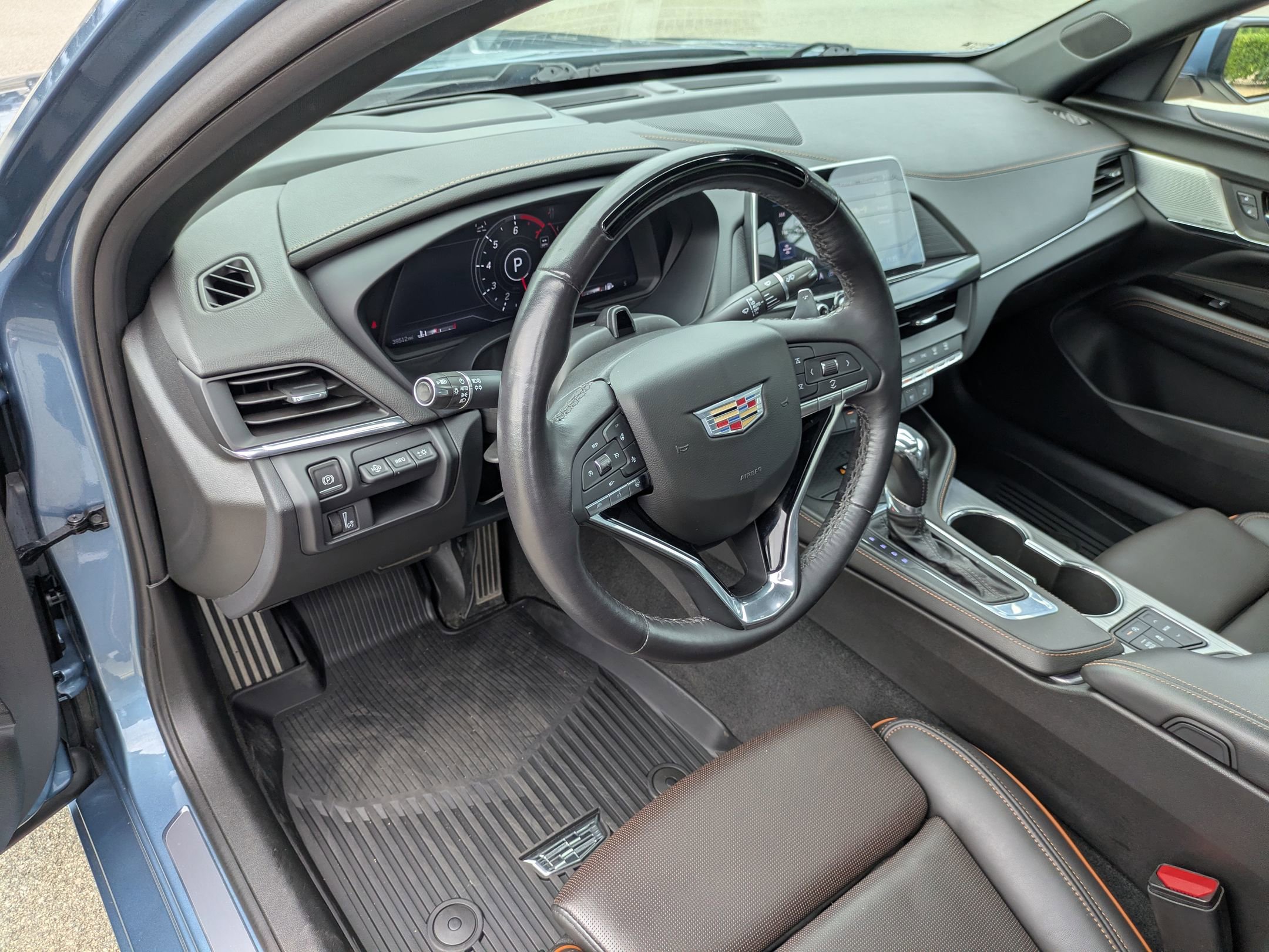 Used 2023 Cadillac CT4 Sport w/ Super Cruise 2 Package AWD/4WD image 28