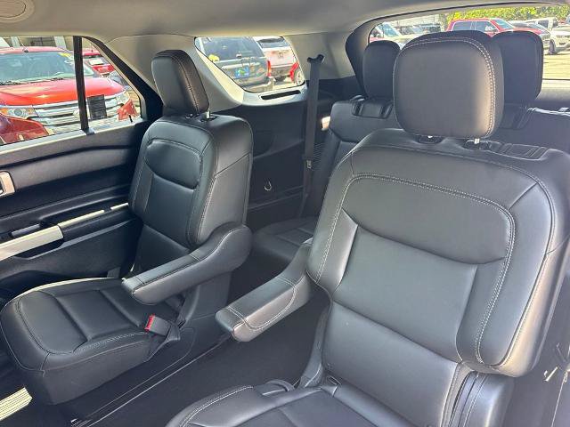 Certified 2023 Ford Explorer XLT w/ Equipment Group 202A RWD image 11