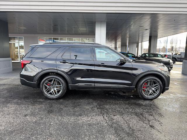 Certified 2025 Ford Explorer ST-Line w/ ST-Line Street Pack image 5