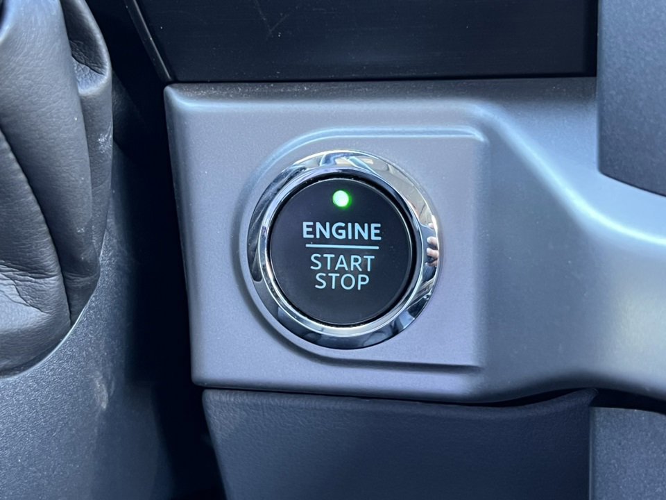 Certified 2022 Ford F150 XLT w/ Equipment Group 302A High image 44