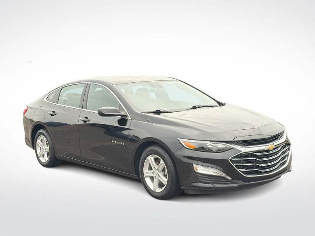 Used 2023 Chevrolet Malibu LT FWD image 2