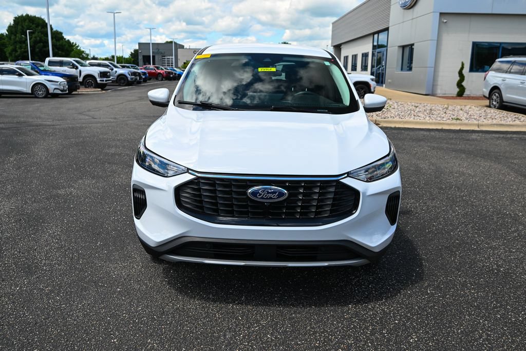 Certified 2023 Ford Escape Active w/ Tech Pack #2 AWD/4WD image 10