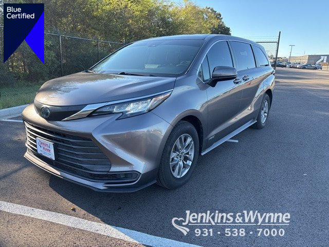 Used 2021 Toyota Sienna LE