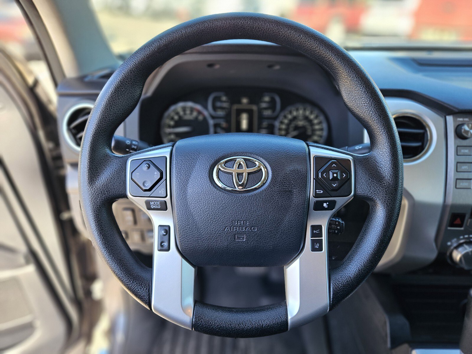 Used 2018 Toyota Tundra SR5 image 26