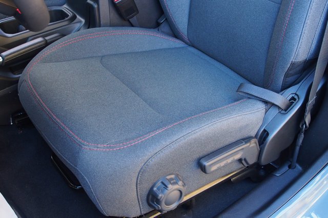 Used 2024 Jeep Wrangler Rubicon image 17