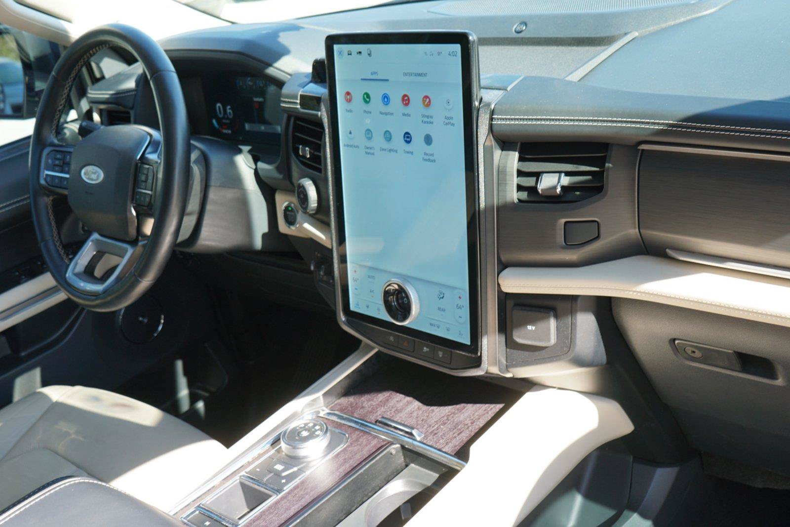 Certified 2024 Ford Expedition Platinum RWD image 27