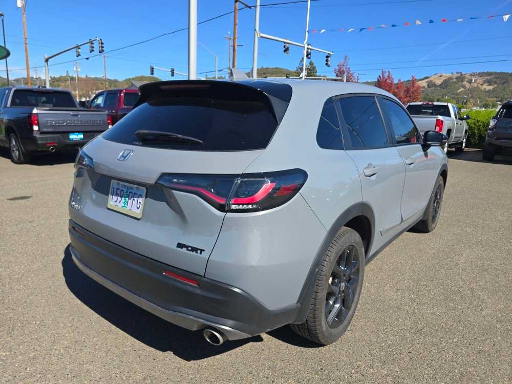 Used 2023 Honda HR-V Sport image 10