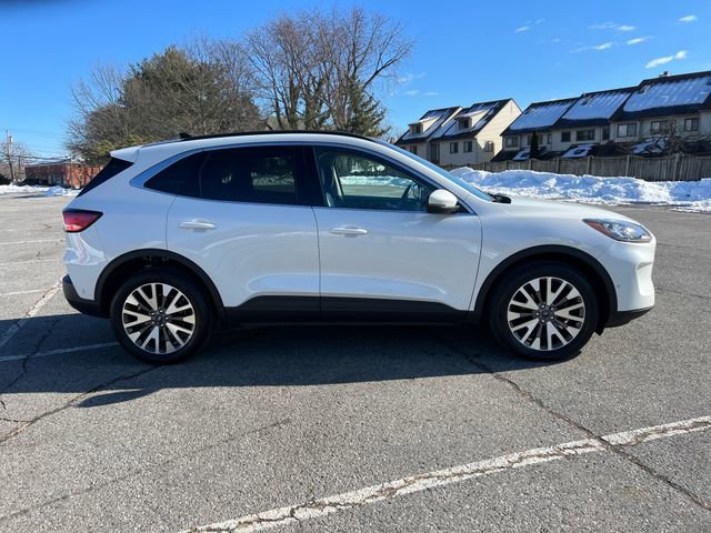 Certified 2020 Ford Escape Titanium image 12