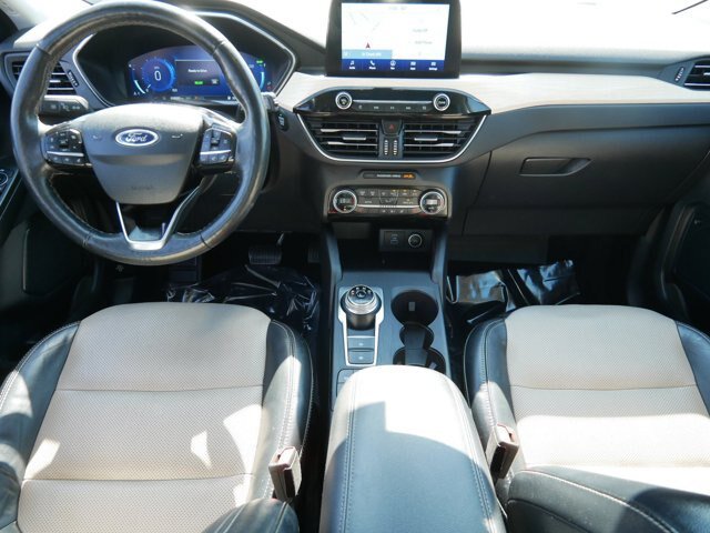 Certified 2021 Ford Escape Titanium w/ Titanium Elite Package AWD/4WD image 16