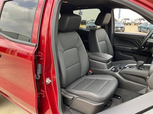 Used 2026 Chevrolet Colorado Trail Boss AWD/4WD image 17
