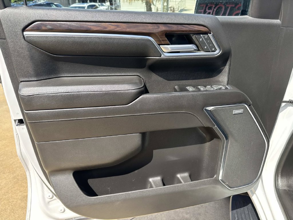Used 2022 GMC Sierra 1500 SLT AWD/4WD image 23