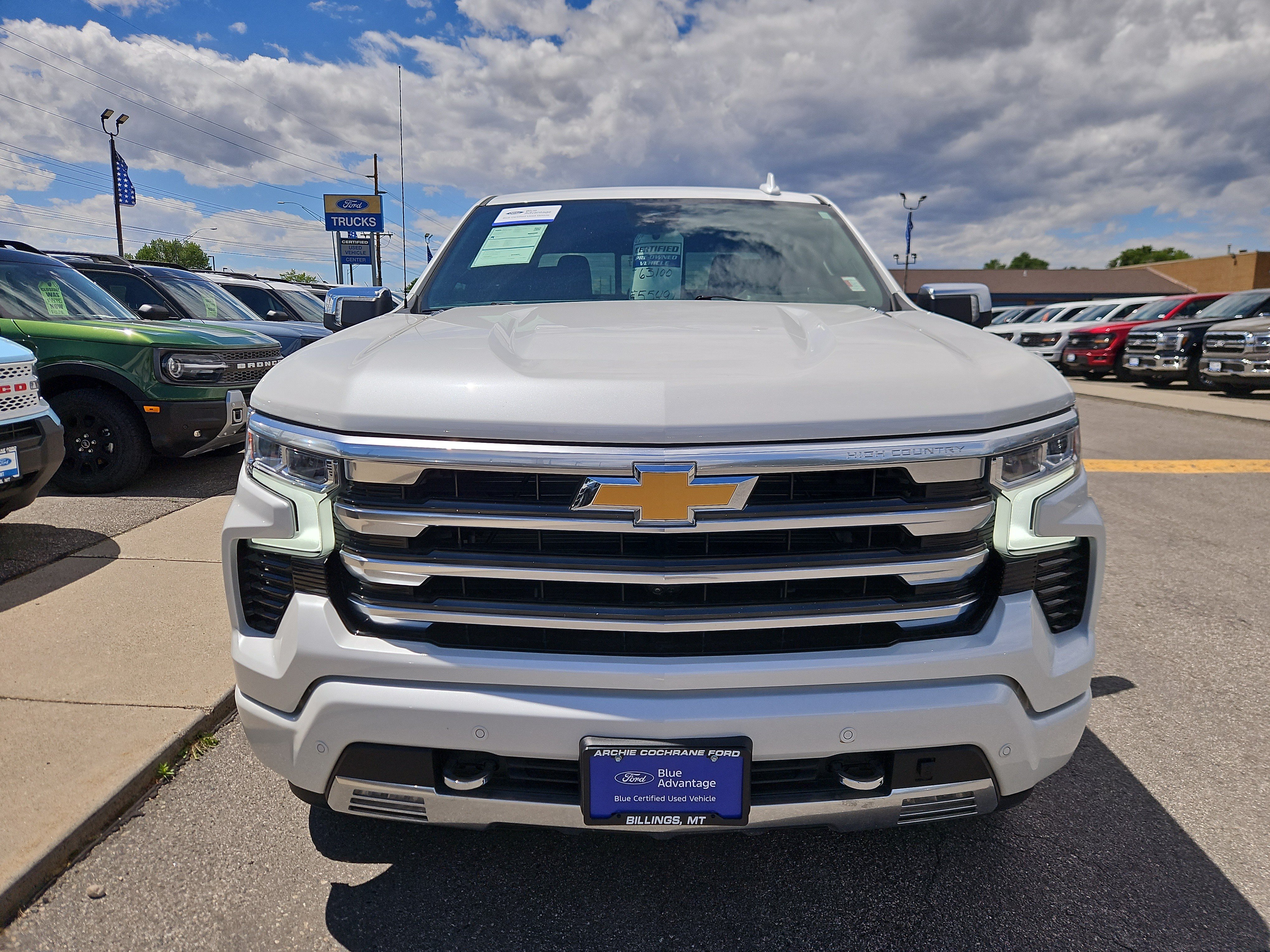 Used 2025 Chevrolet Silverado 1500 High Country w/ Technology Package AWD/4WD image 7