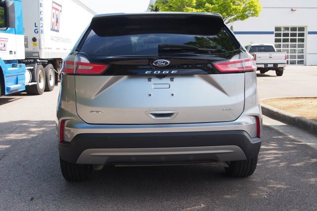Certified 2024 Ford Edge SEL w/ Convenience Package AWD/4WD image 6
