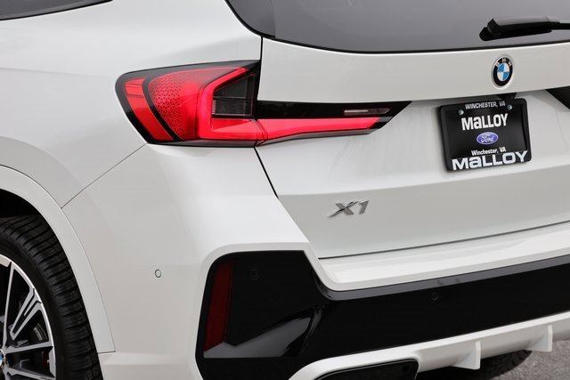 Used 2024 BMW X1 xDrive28i w/ Technology Package image 8