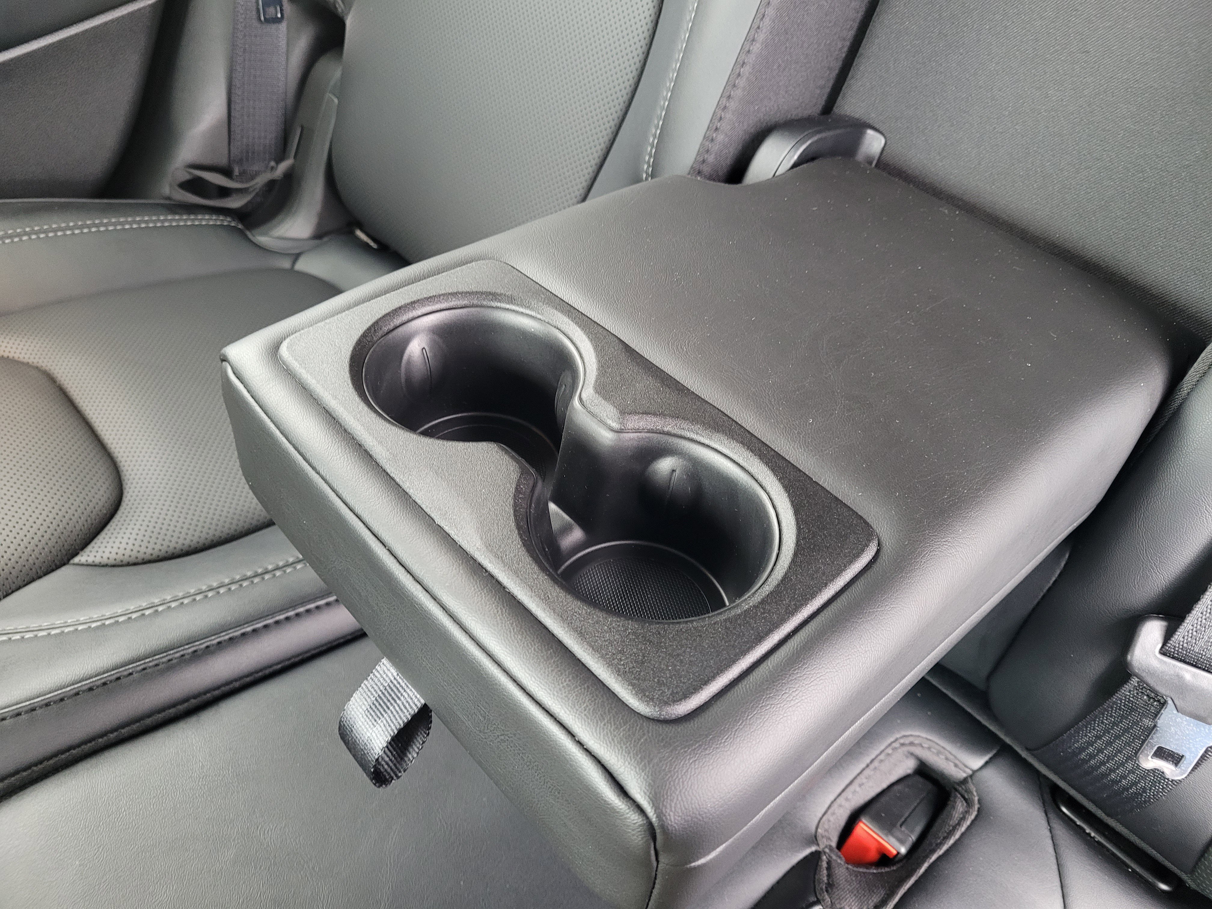 Used 2022 Jeep Cherokee Limited w/ Elite Package image 19