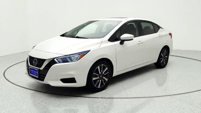 Used 2022 Nissan Versa SV FWD image 3