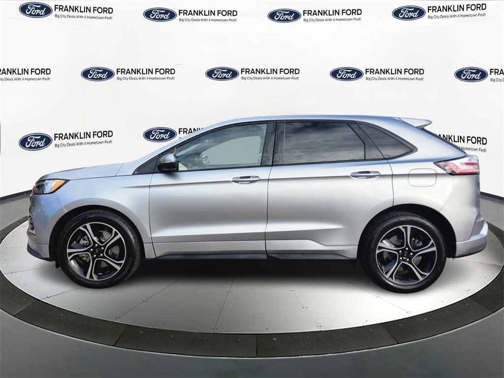 Certified 2020 Ford Edge ST w/ Cold Weather Package image 2