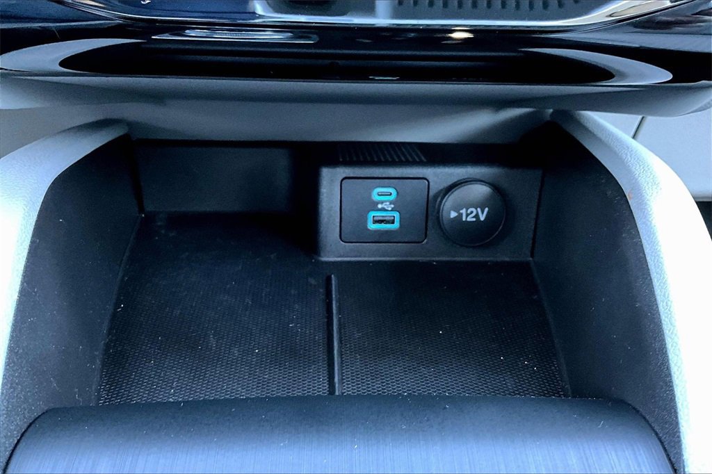 Certified 2023 Ford Escape SE image 32