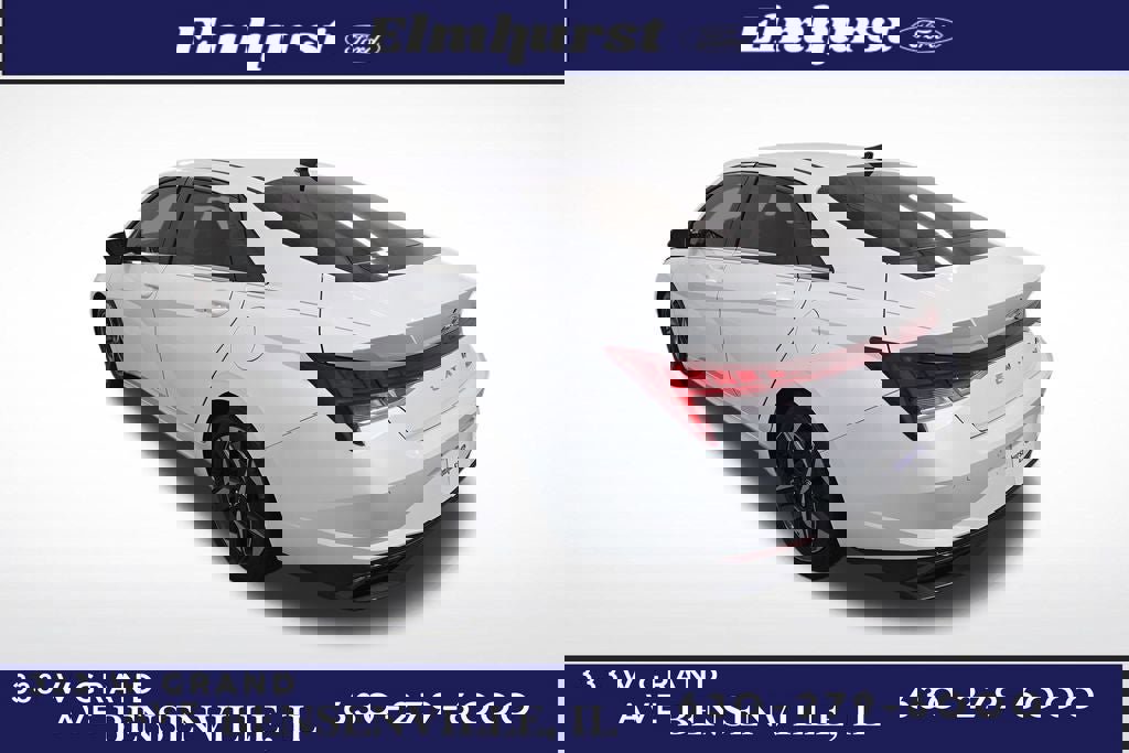 Used 2021 Hyundai Elantra Limited image 3