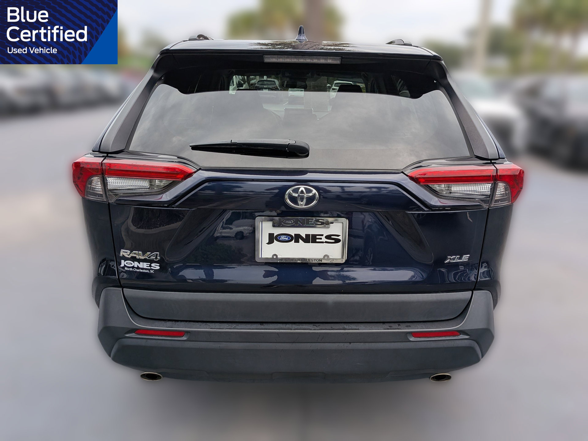 Used 2025 Toyota RAV4 XLE FWD image 6
