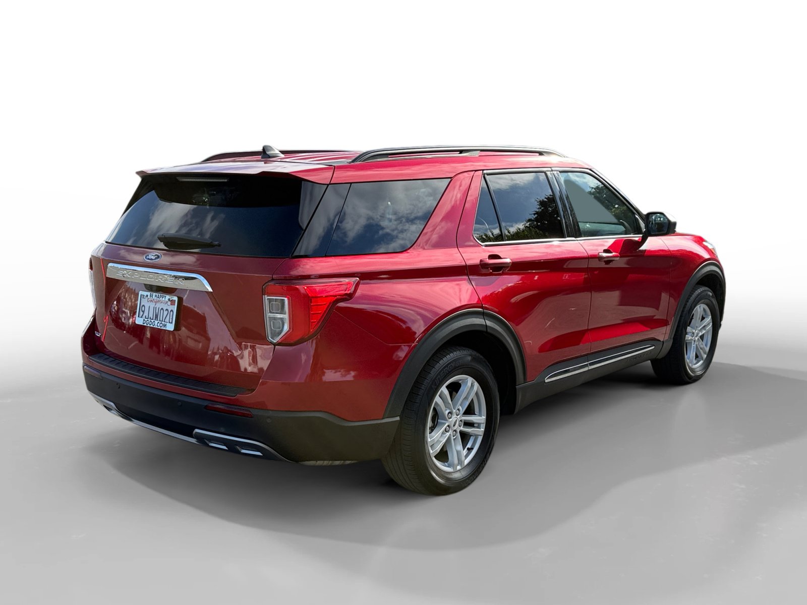 Certified 2023 Ford Explorer XLT w/ Equipment Group 202A RWD image 5