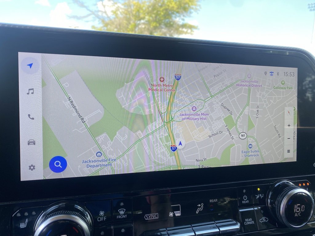 Used 2024 Toyota Highlander Platinum image 19