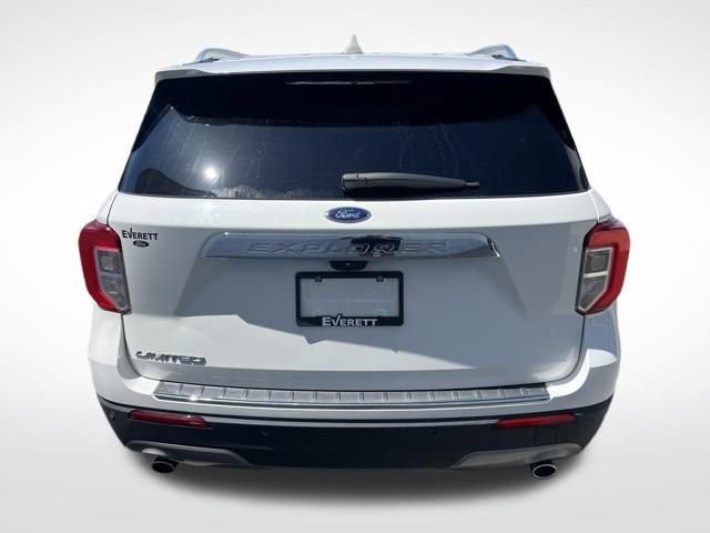 Certified 2022 Ford Explorer Limited w/ Equipment Group 301A RWD image 4