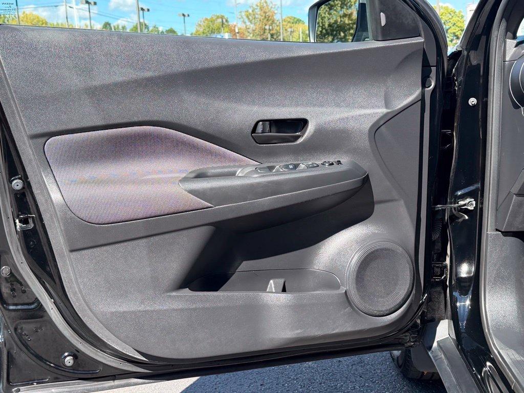 Used 2020 Nissan Kicks S FWD image 22