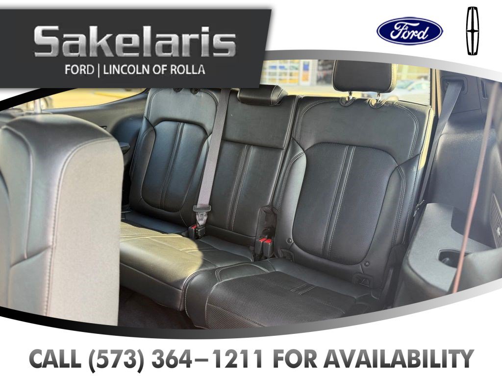 Used 2025 Jeep Wagoneer Series II w/ 8-Passenger Seating Package AWD/4WD image 39