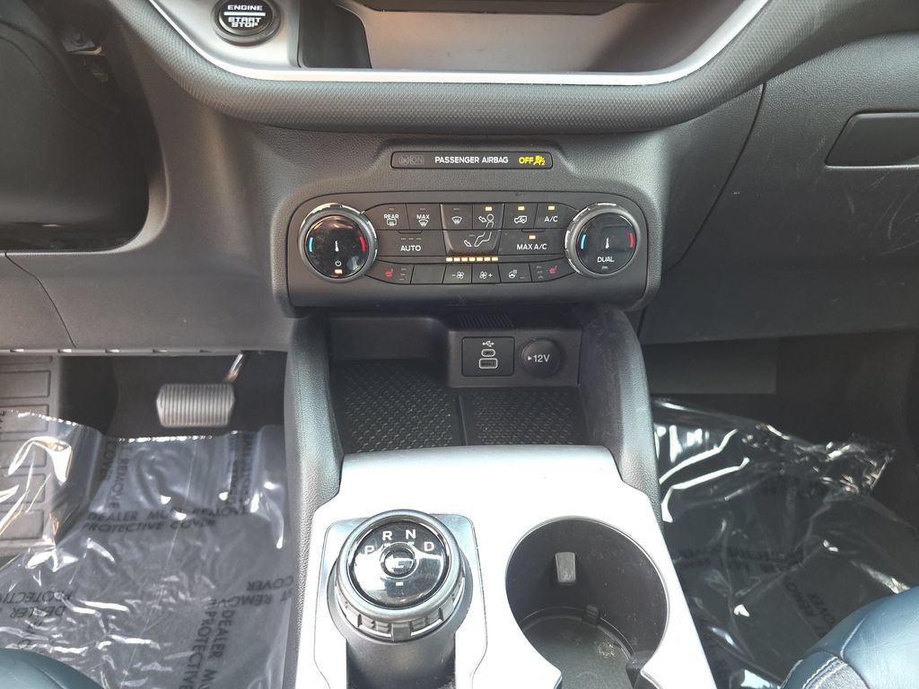 Certified 2023 Ford Bronco Sport Outer Banks AWD/4WD image 21