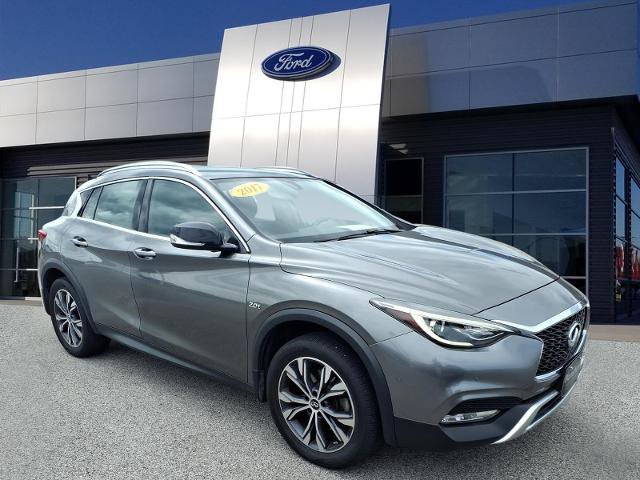 Used 2017 INFINITI QX30 Premium w/ Navigation Package AWD/4WD image 1