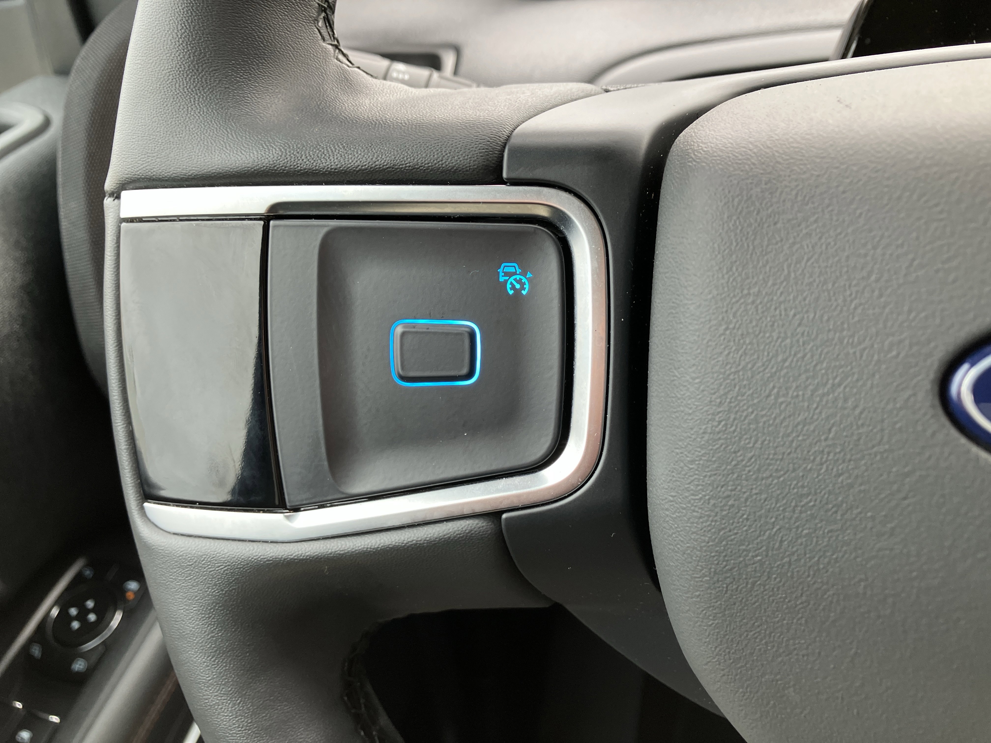 Certified 2025 Ford Expedition Max Active image 27