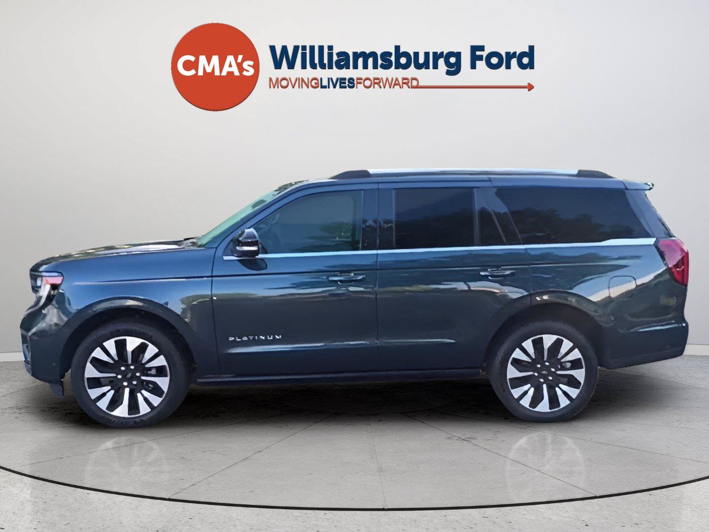 Certified 2025 Ford Expedition Platinum w/ Driver's Package AWD/4WD image 2