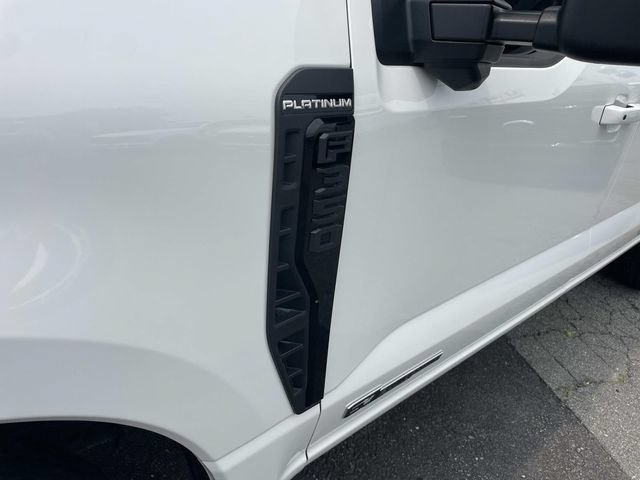 Certified 2025 Ford F350 Platinum AWD/4WD image 10