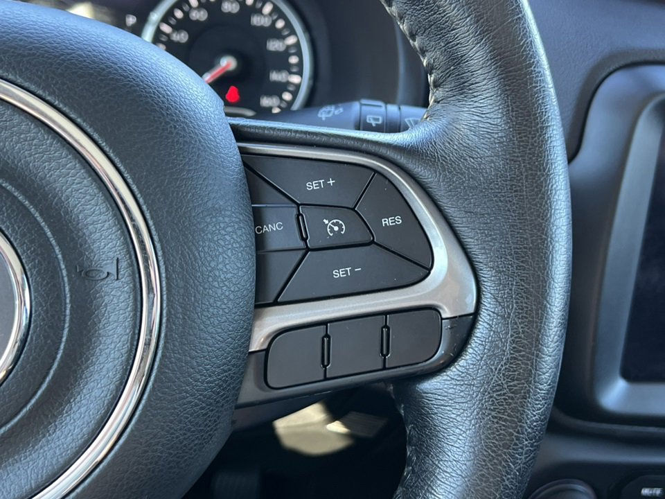 Used 2022 Jeep Renegade Limited w/ Sun, Sound & Wheels Group image 25