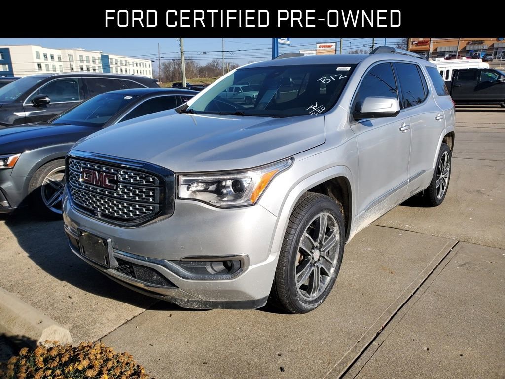 Used 2017 GMC Acadia Denali w/ Technology Package image 2